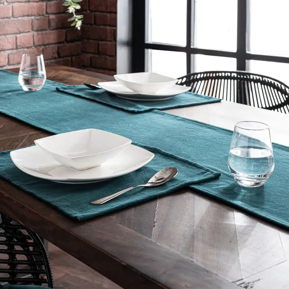 Zink Teal Plain Velvet 3 PCs Table Runner Mats Set