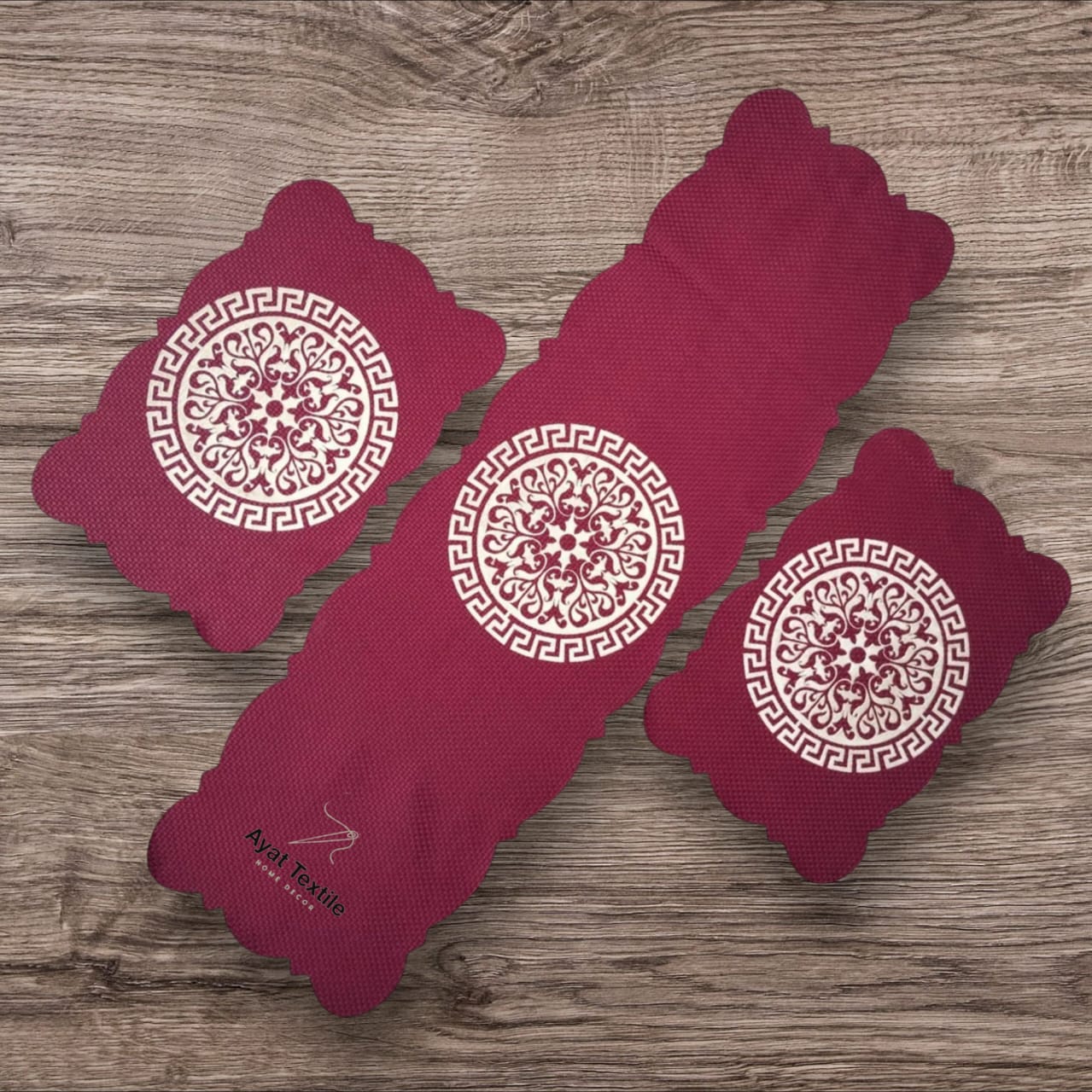 Maroon 3 PCs Table Runner Set Jute Fabric